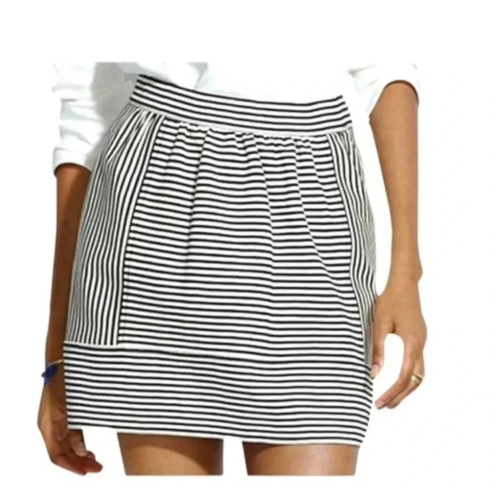 Madewell | Swivel Ponte | Classic Stripe Preppy Coastal Mini Skirt Size 0 XS XXS